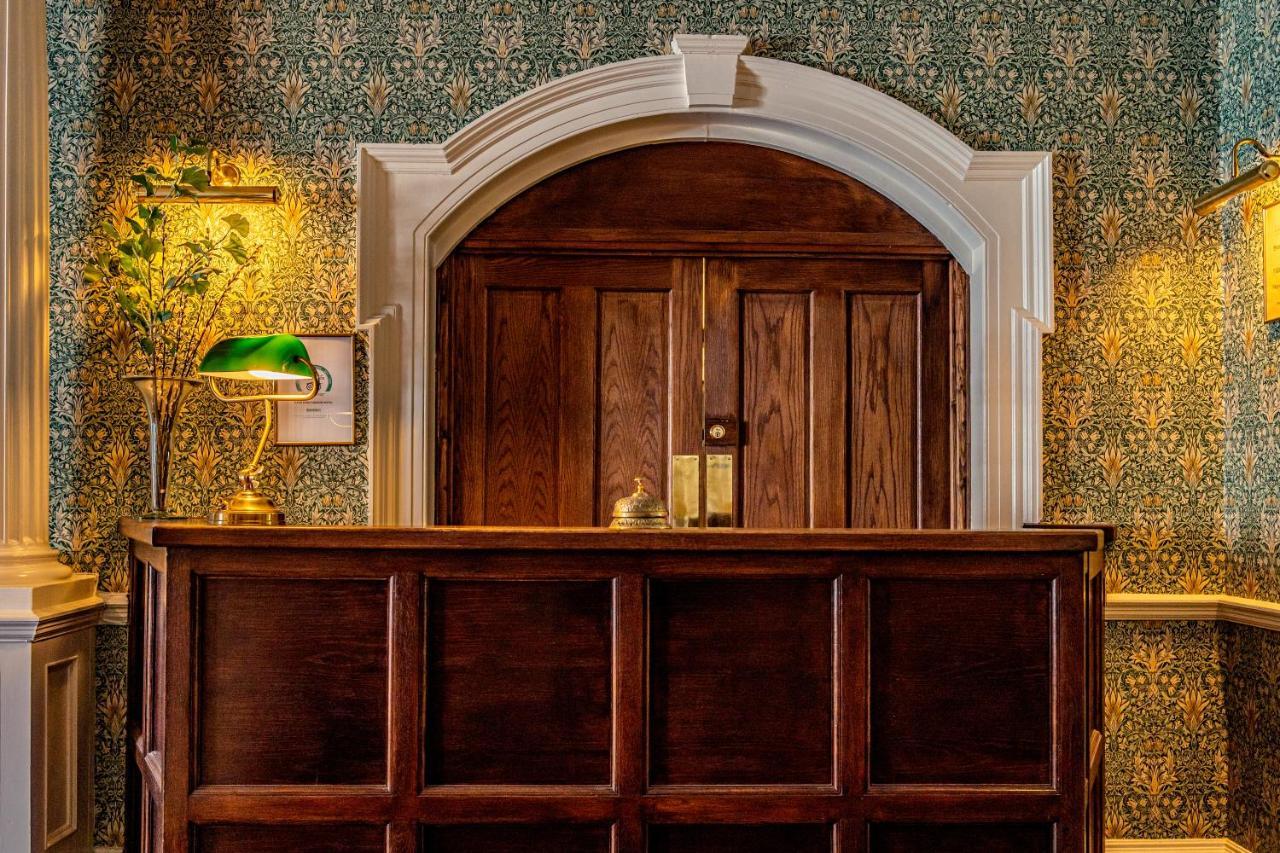 Caer Beris Manor House B&B Билт-Уэлс Экстерьер фото